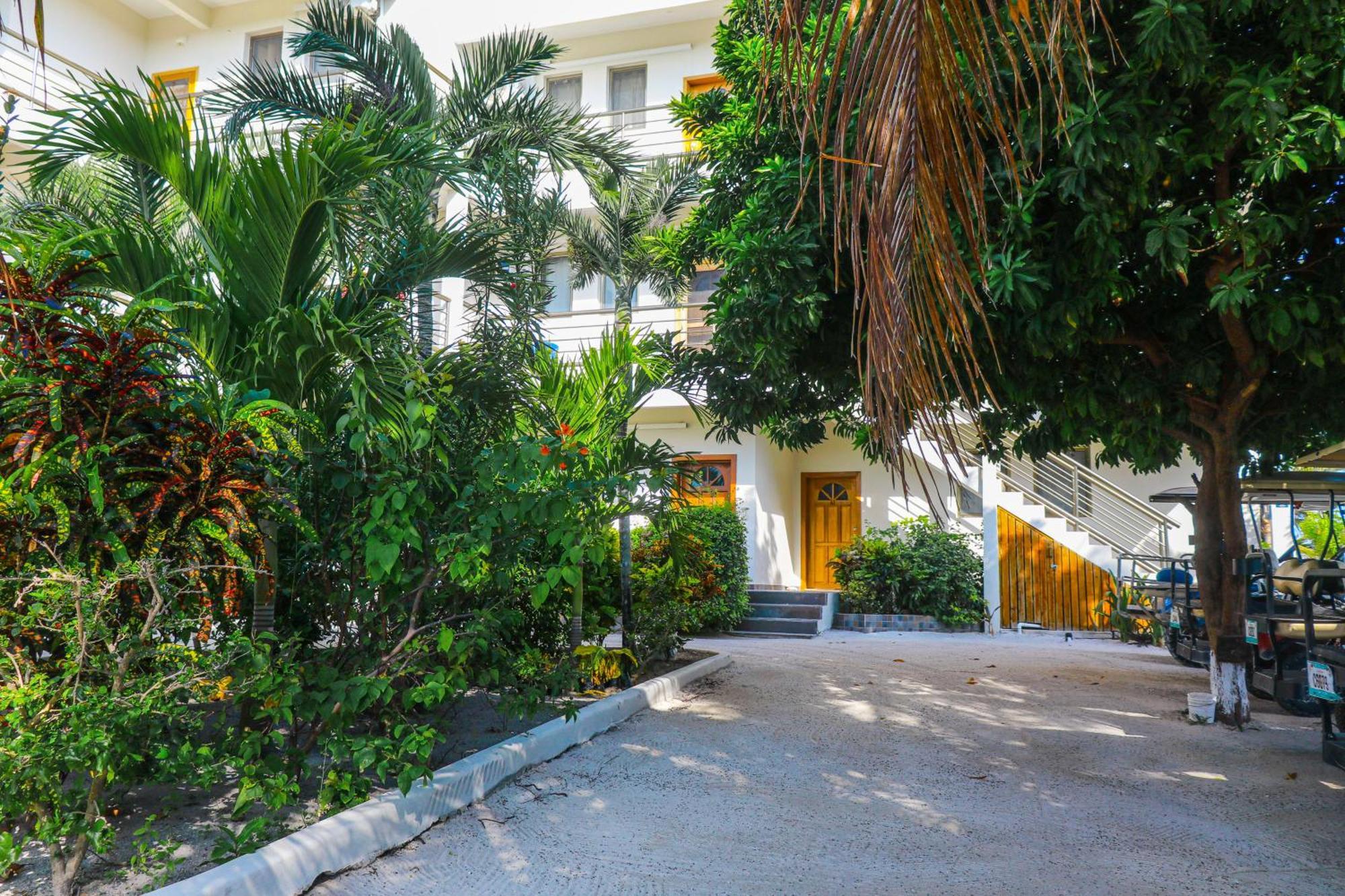 Blue Water Beach Villas San Pedro  Ruang foto