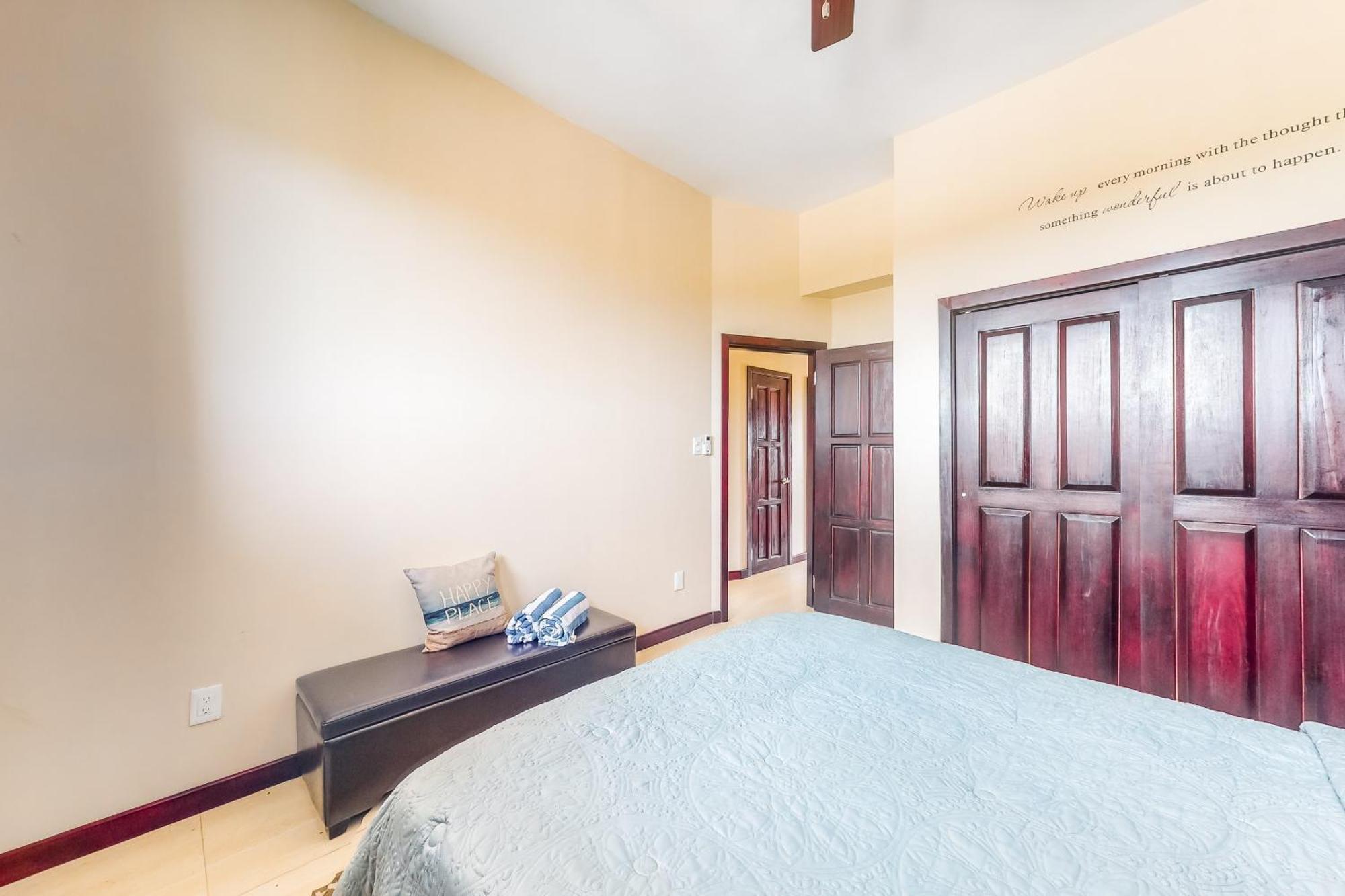 Blue Water Beach Villas San Pedro  Ruang foto