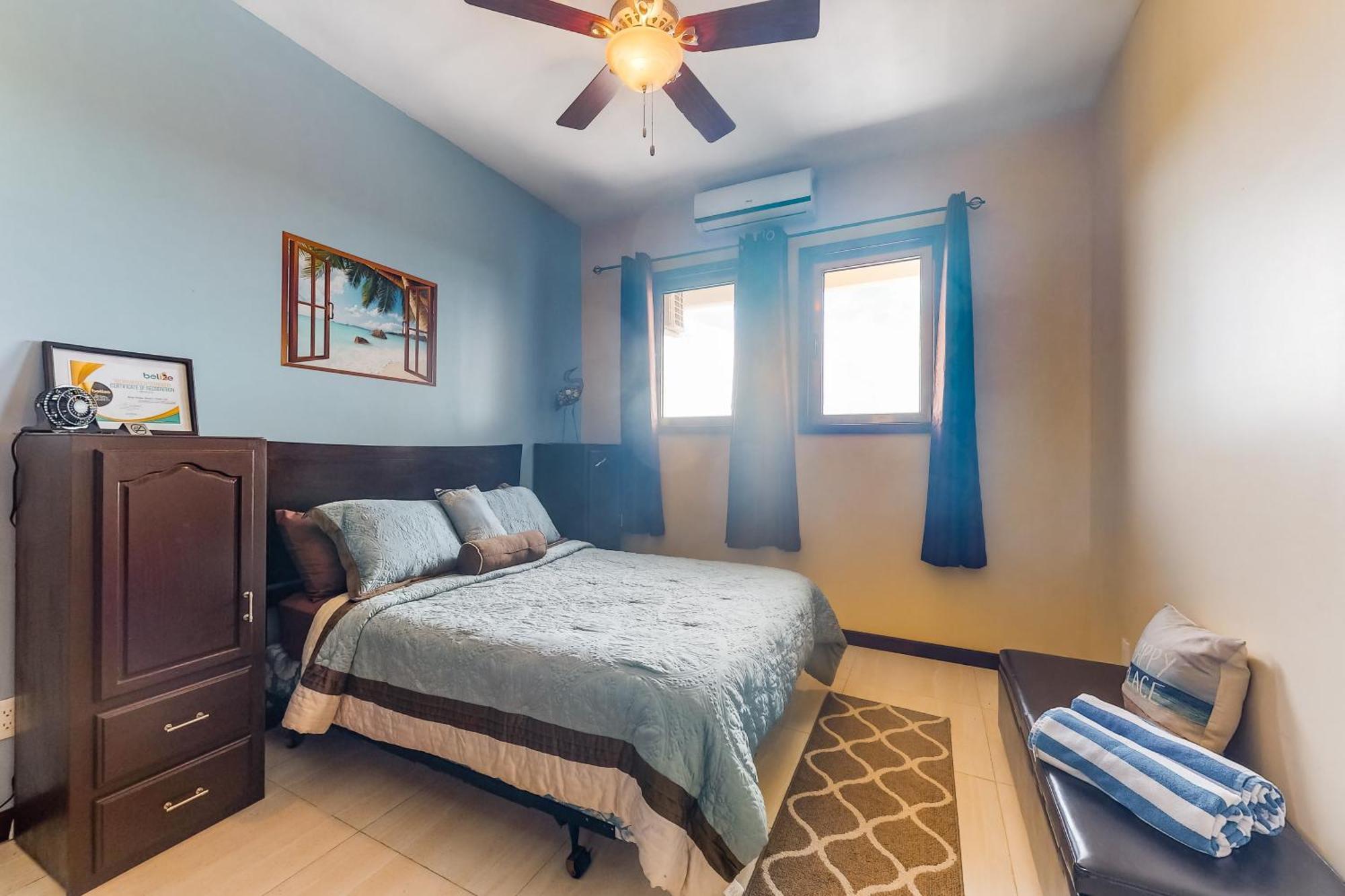 Blue Water Beach Villas San Pedro  Ruang foto