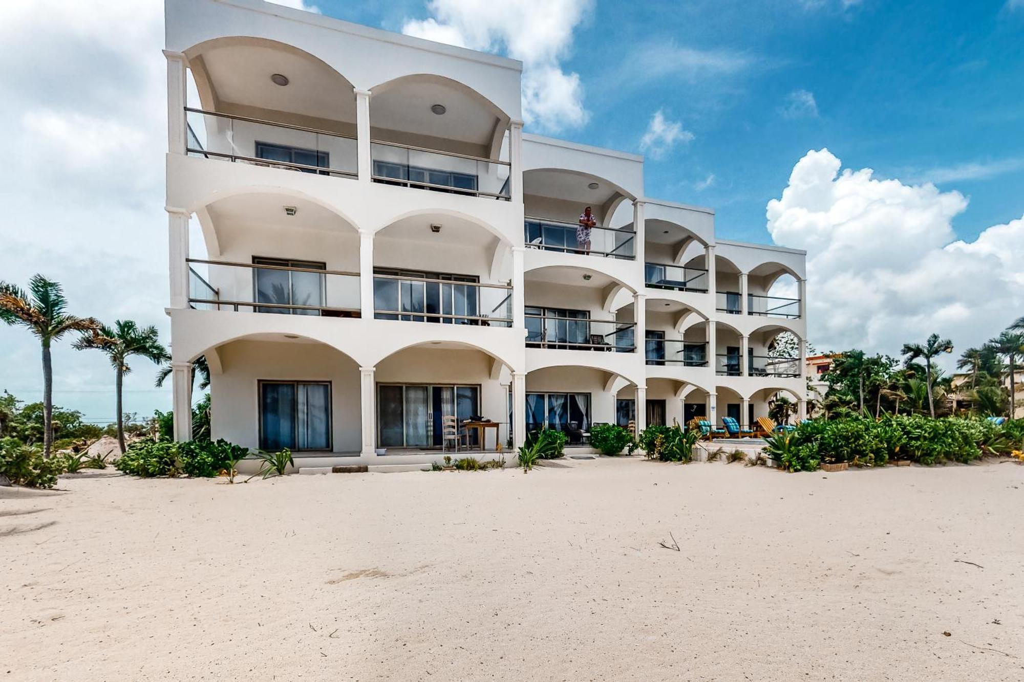 Blue Water Beach Villas San Pedro  Ruang foto