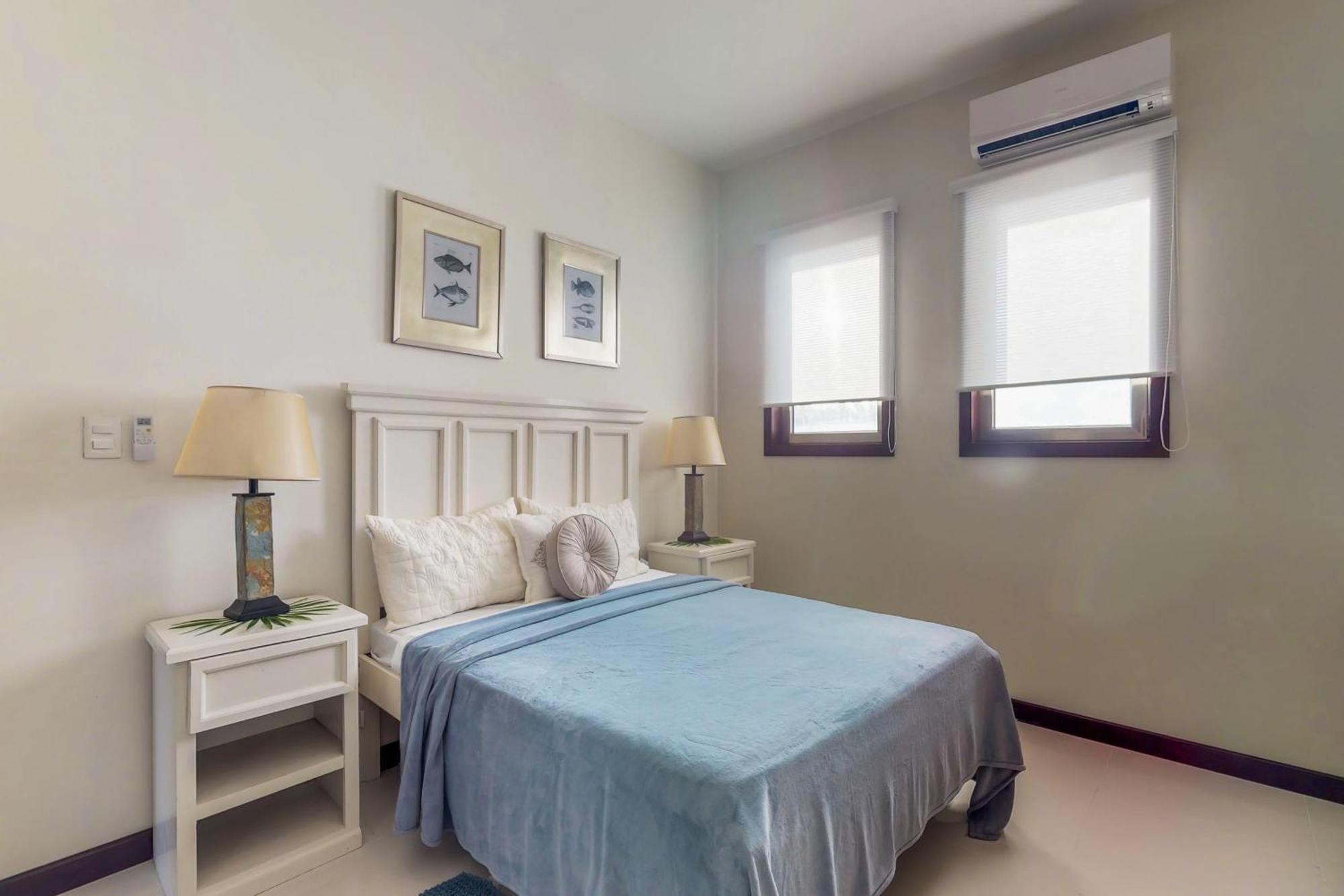 Blue Water Beach Villas San Pedro  Ruang foto