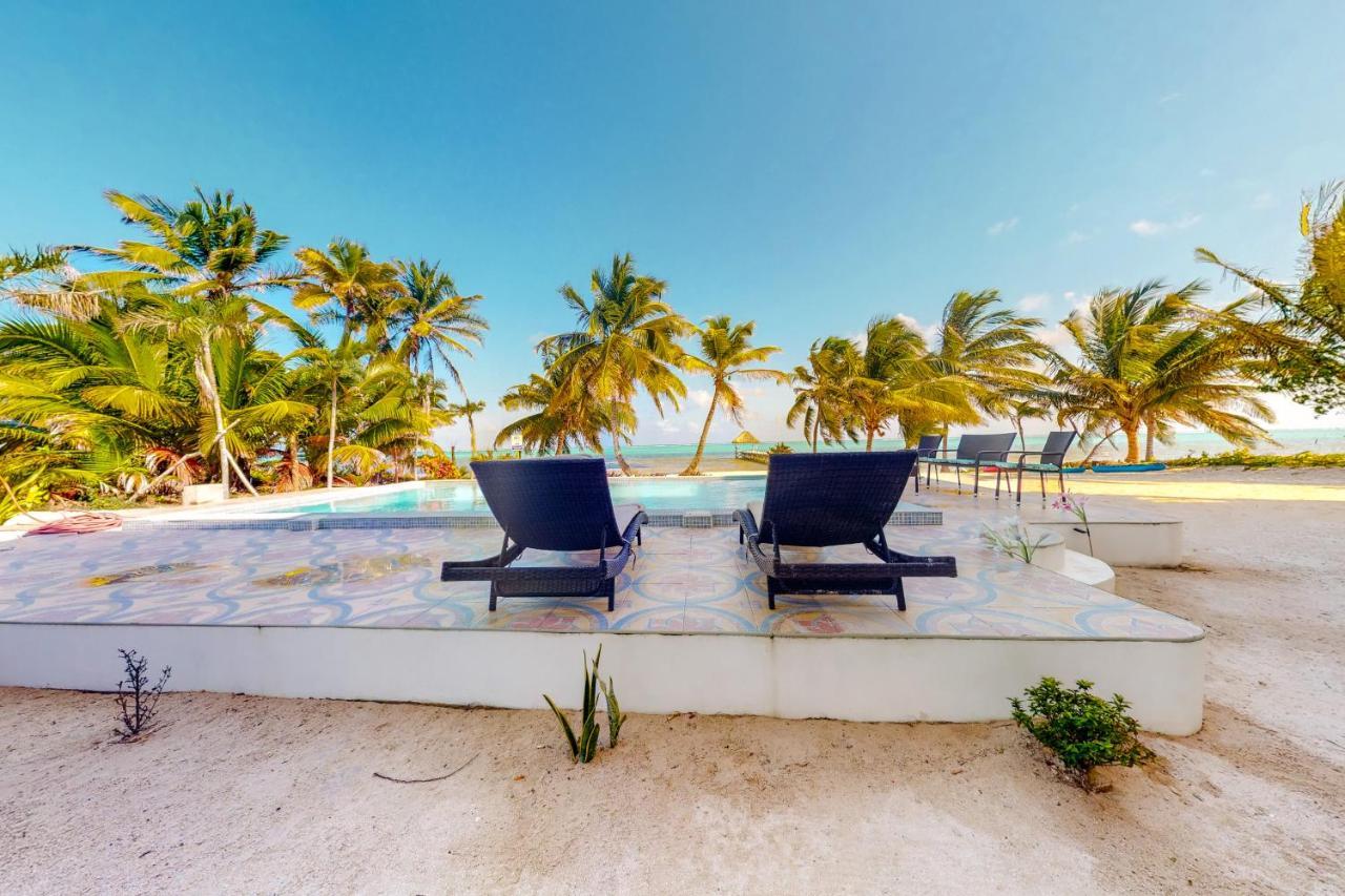Blue Water Beach Villas San Pedro  Bagian luar foto
